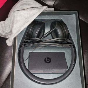 Beats by Dre wired EP headphones